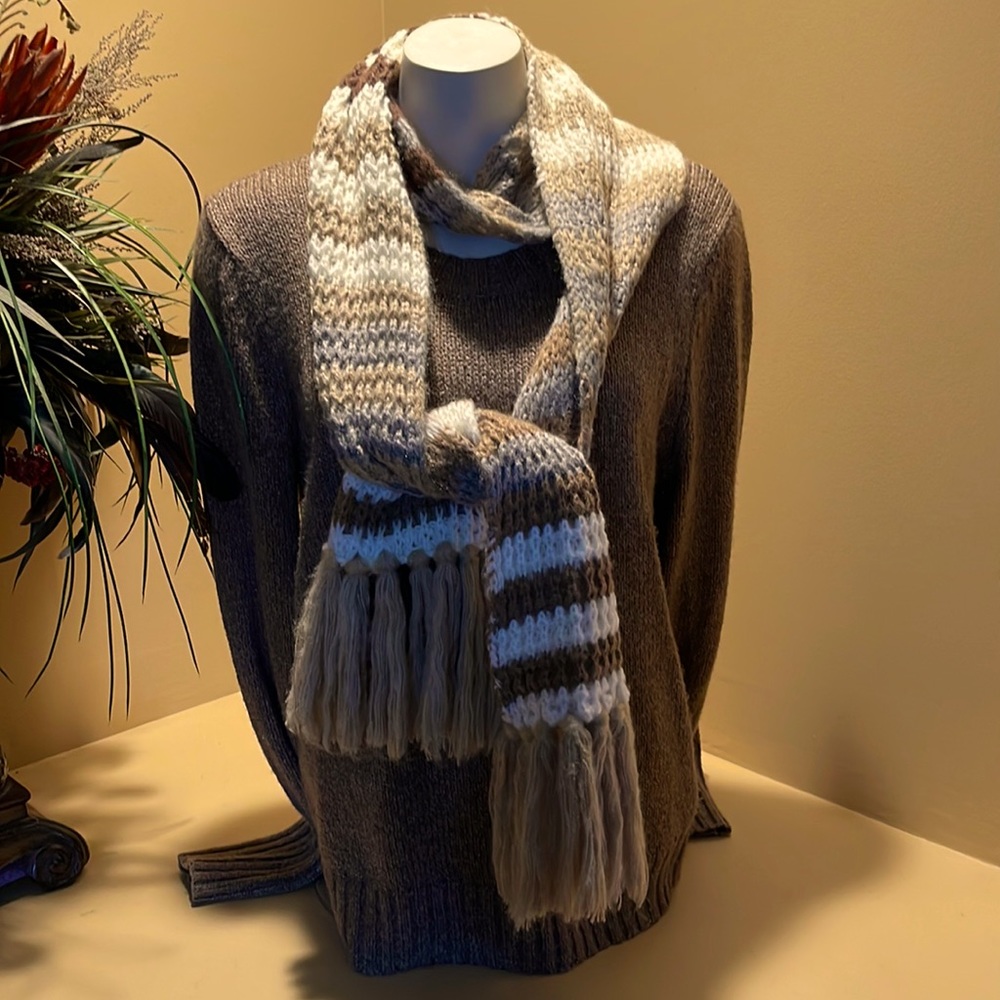 St. John’s Bay Large brown crew neck sweater with scarf